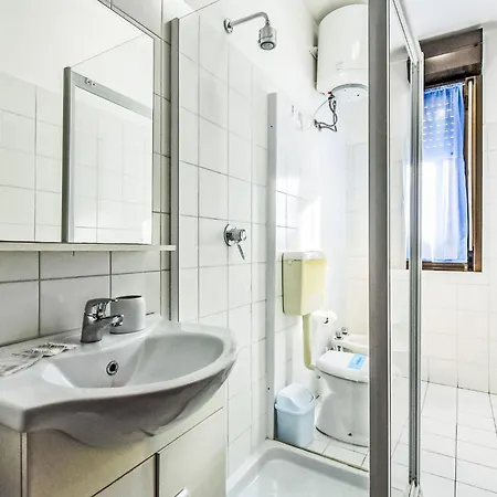 Apartamento Antony By Interhome