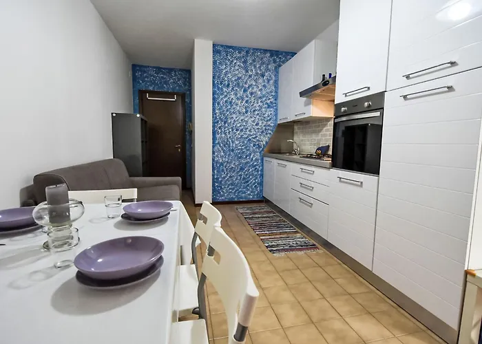 Antony By Interhome
